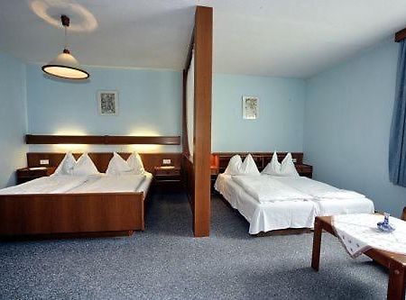 Gasthof Thaller Hotel Lebring Exterior photo